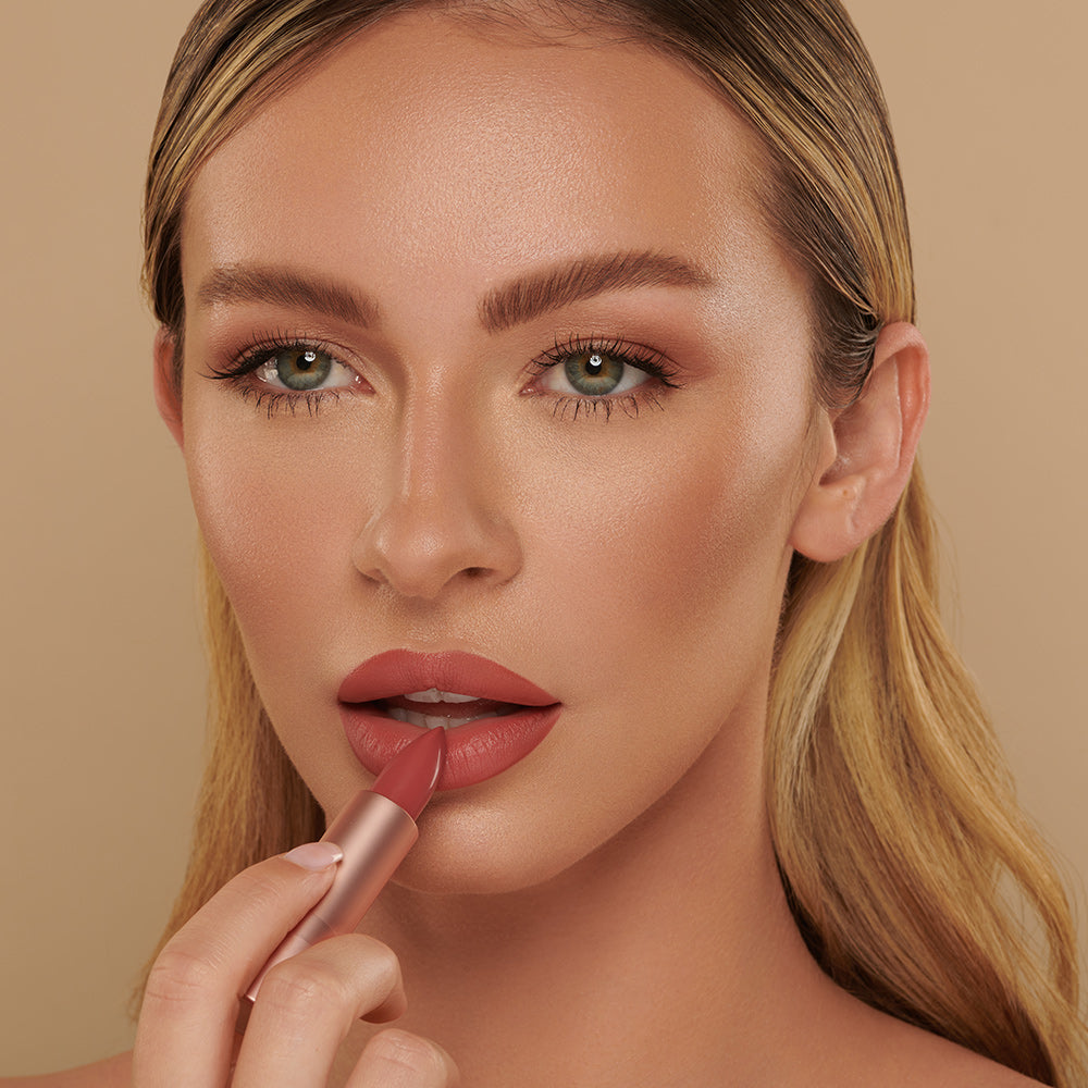 Velvet Matte Lipstick - Posh Pink