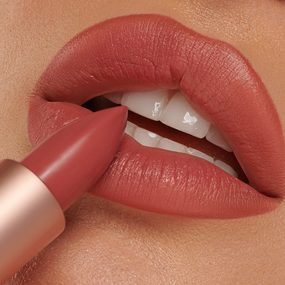 
                  
                    Velvet Matte Lipstick - Posh Pink
                  
                